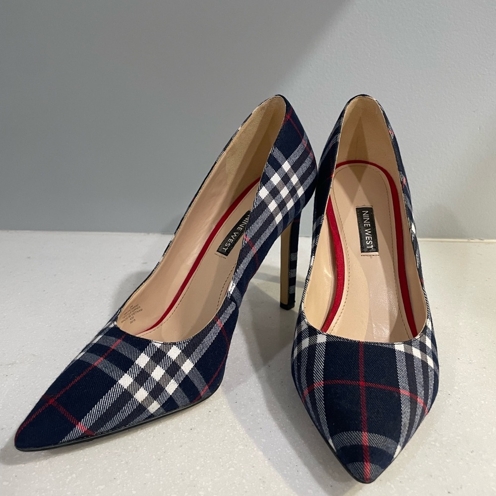 NINE WEST - Tatiana Pointy Toe Pumps